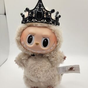 Black Metal Crown For 17cm Dolls.
